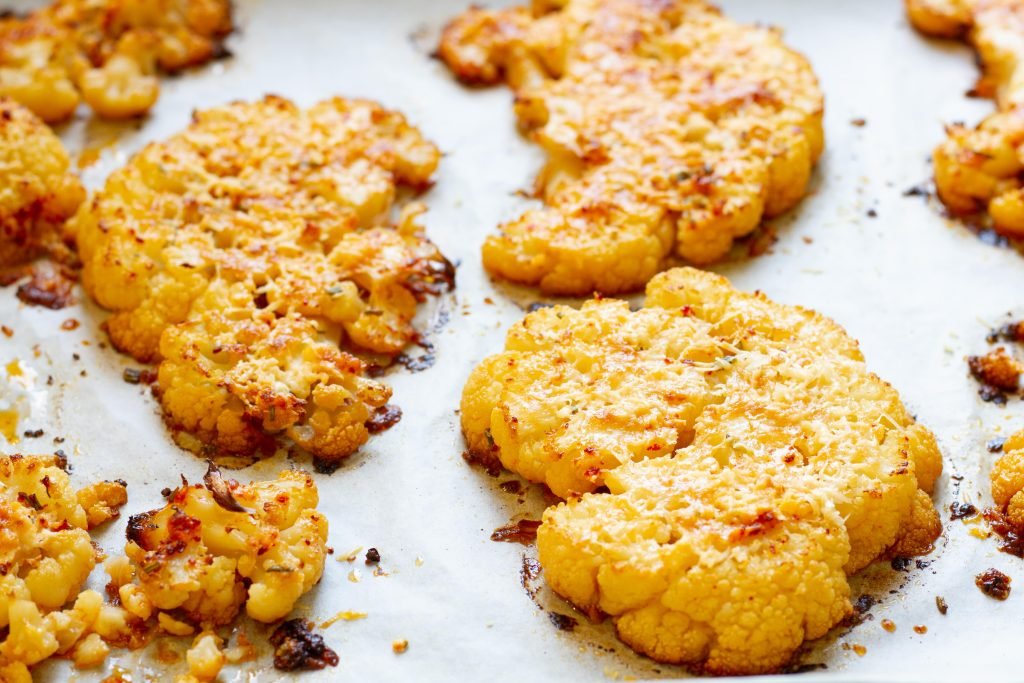 Cauliflower steaks with spices