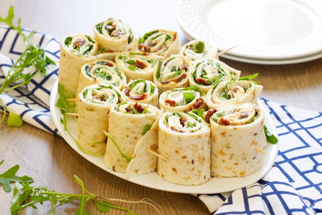 Tortilla with arugula and sun-dried tomatoes