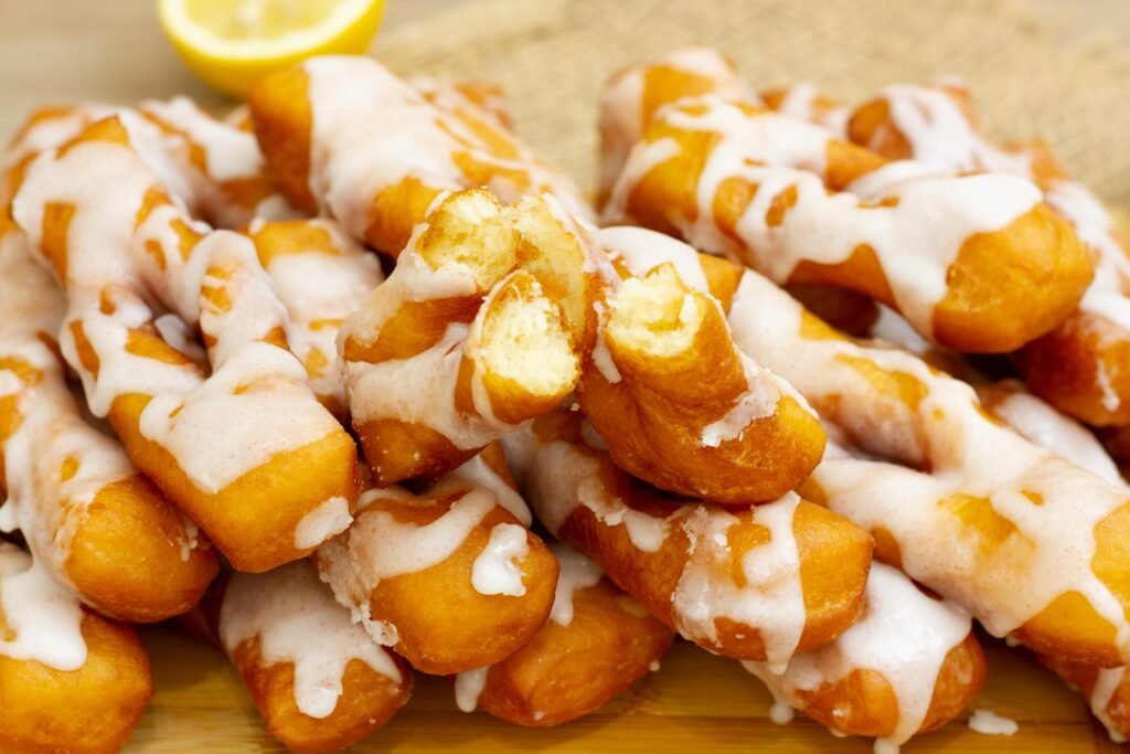 Recipe for Angel Wings (Faworki) with yeast
