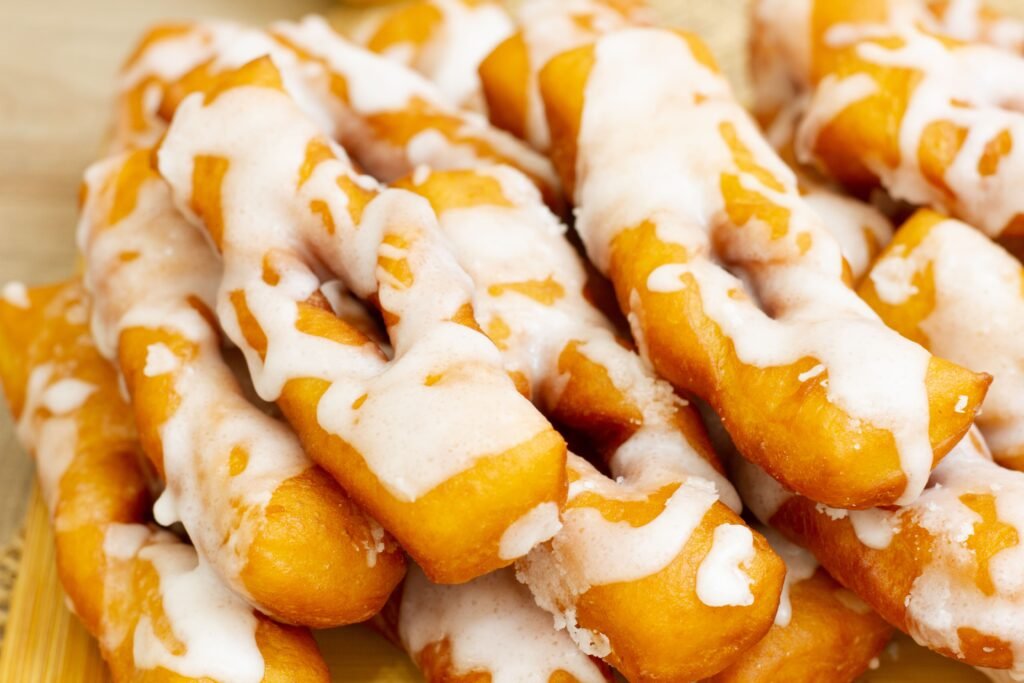 Recipe for Angel Wings (Faworki) with yeast