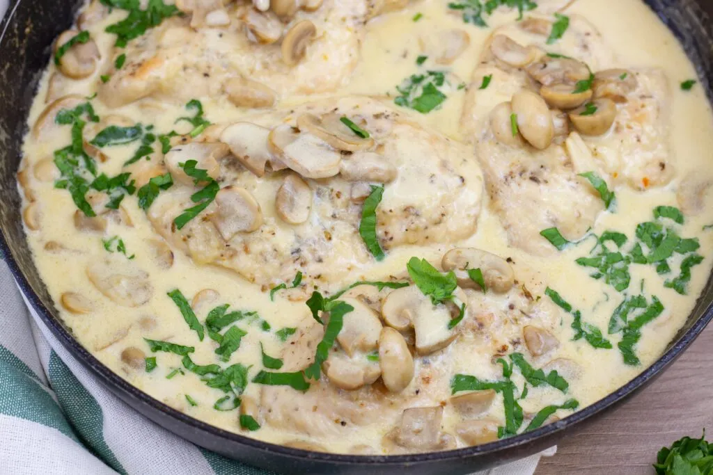 Recipe for chicken in mushroom sauce