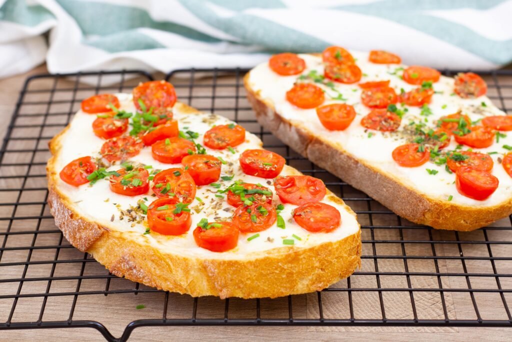 Recipe for baked sandwiches with cheese and tomatoes