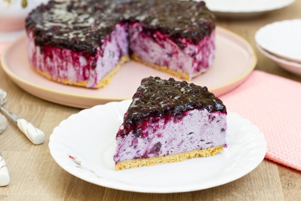 Recipe for no-bake cheesecake with bilberries