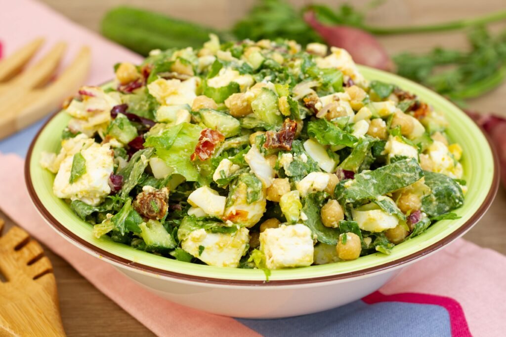 Recipe for chickpeas, feta and cucumber salad