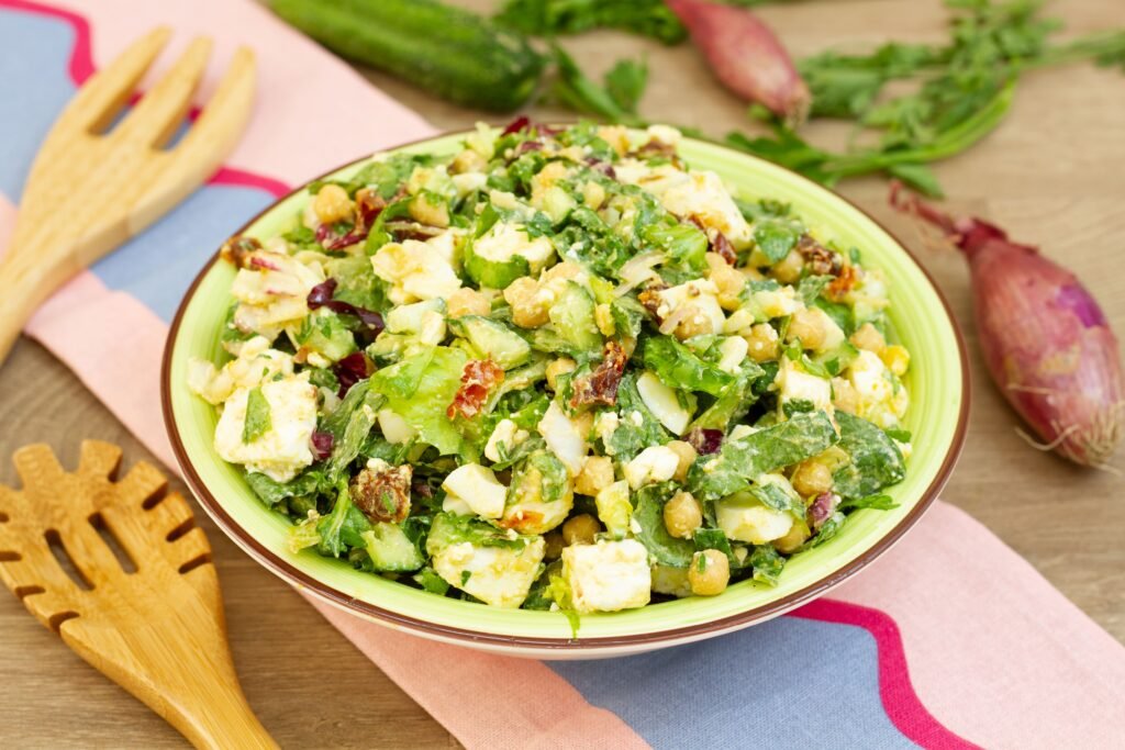 Recipe for chickpeas, feta and cucumber salad