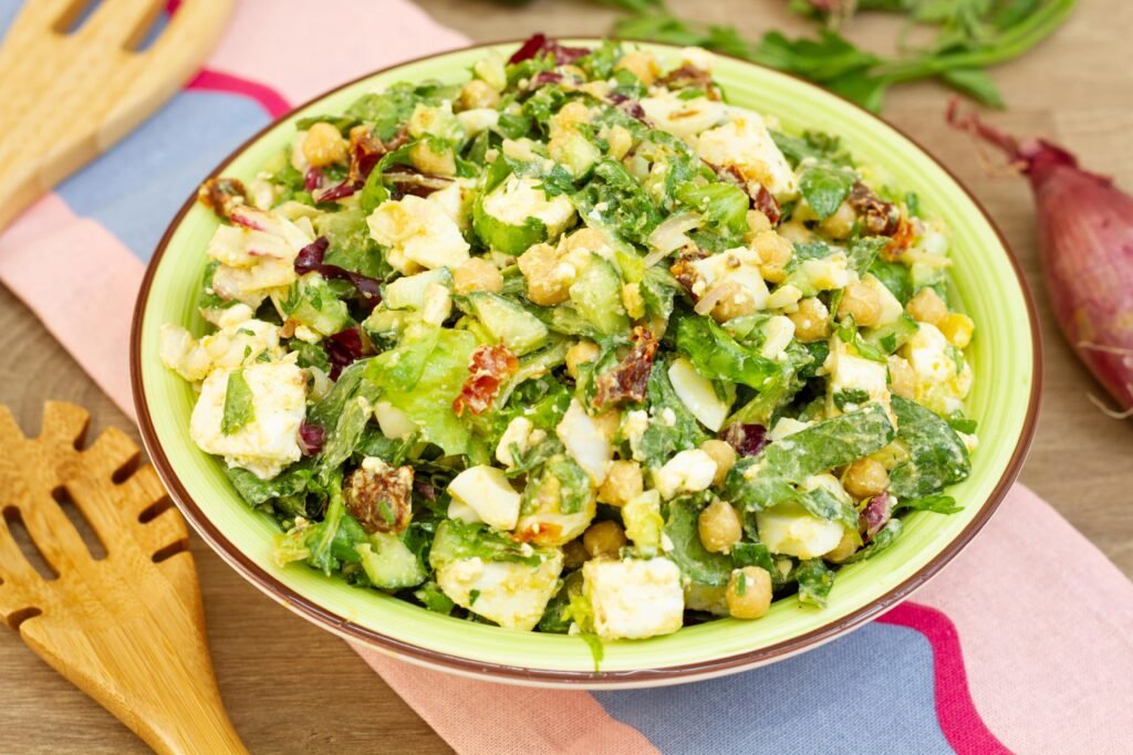 Recipe for chickpeas, feta and cucumber salad
