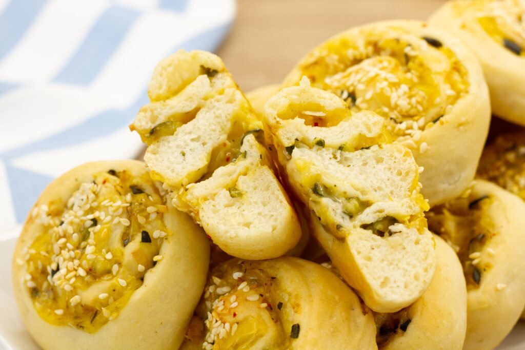 Recipe for vegan rolls with zucchini