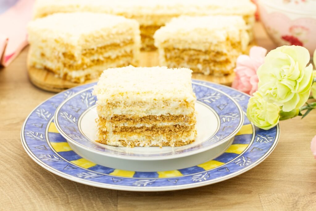 Recipe for no-bake Raffaello cake