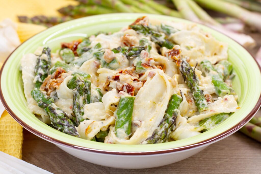 Recipe for pasta with asparagus and bacon