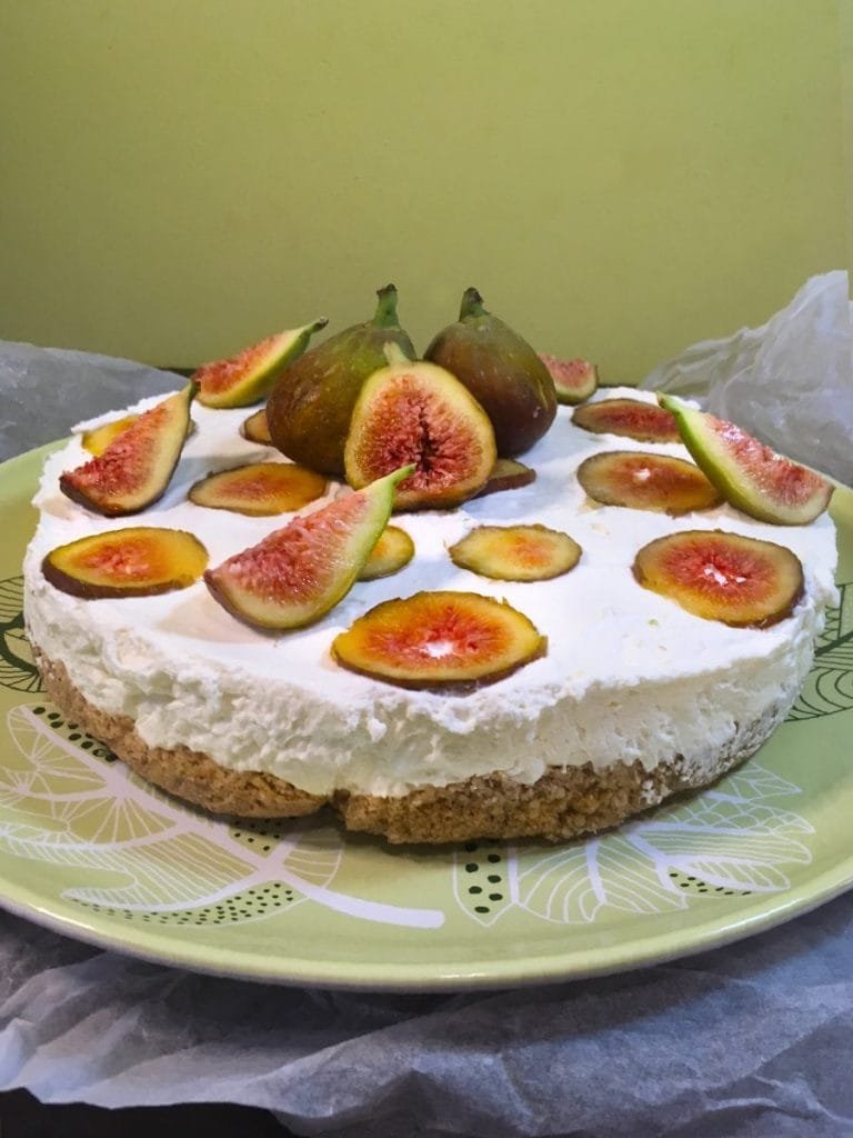 Walnut cake with figs and mascarpone cheese