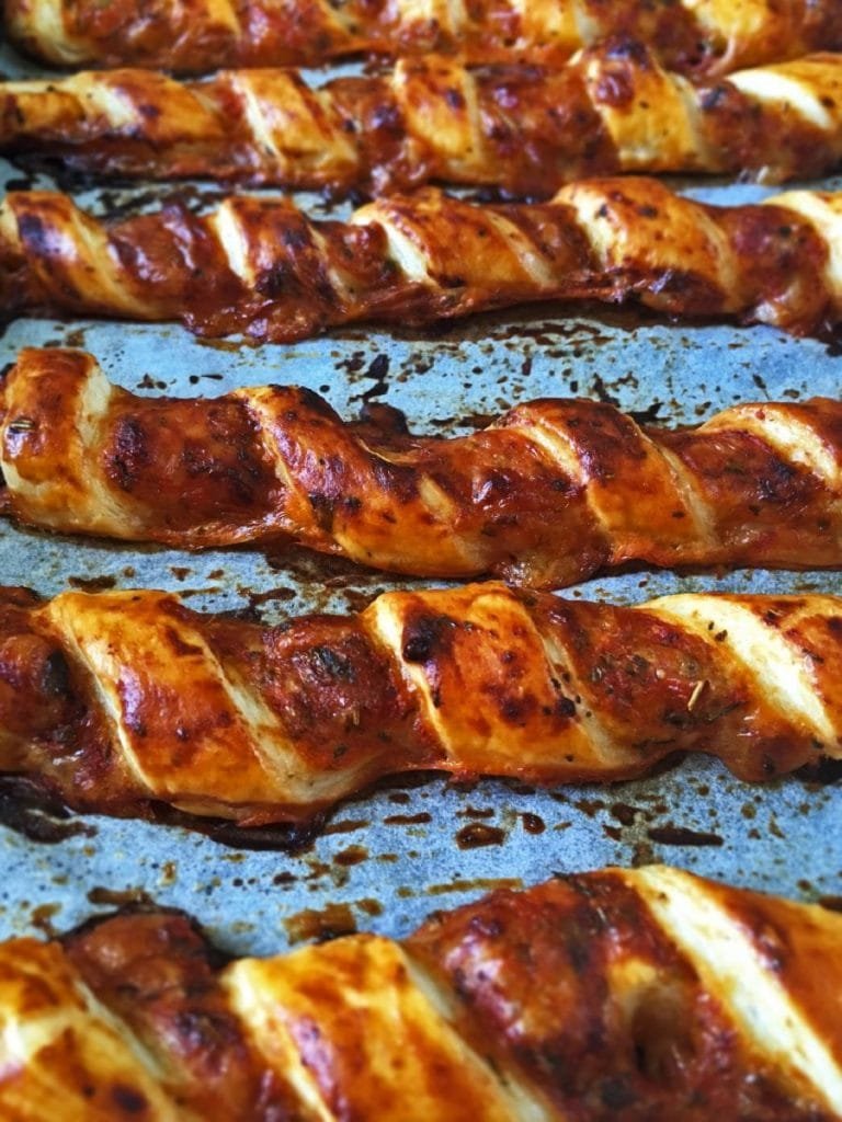 Pizza twists - an ideal party snack