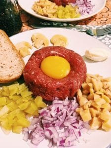 Beef steak tartare