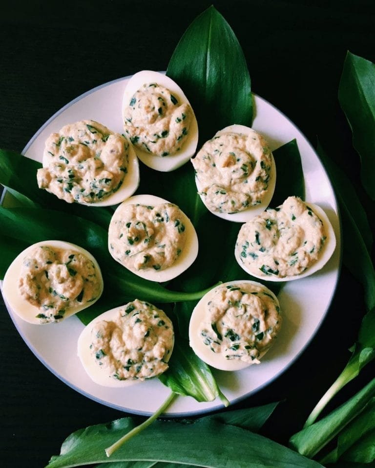 Eggs stuffed with tuna