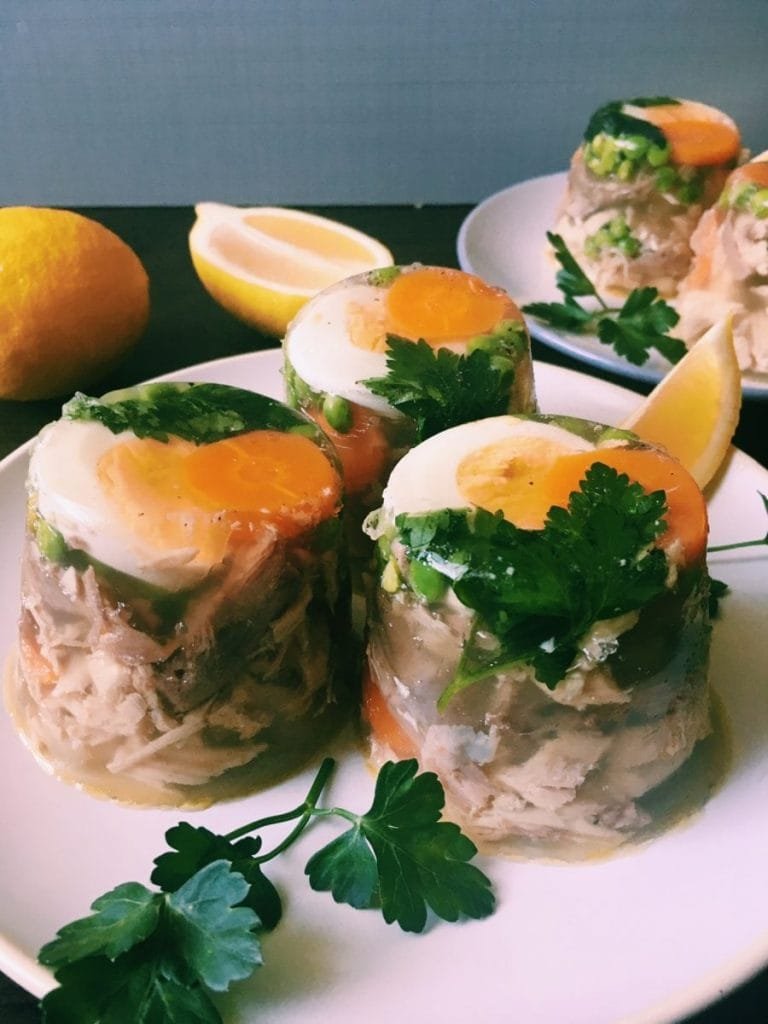 Chicken jelly with egg and veg