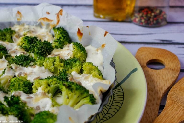 Baked broccoli casserole