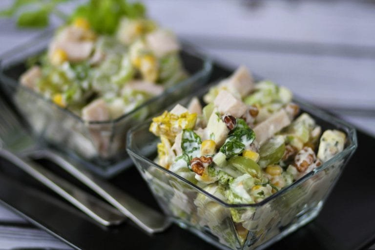 Waldorf salad with lettuce and ham