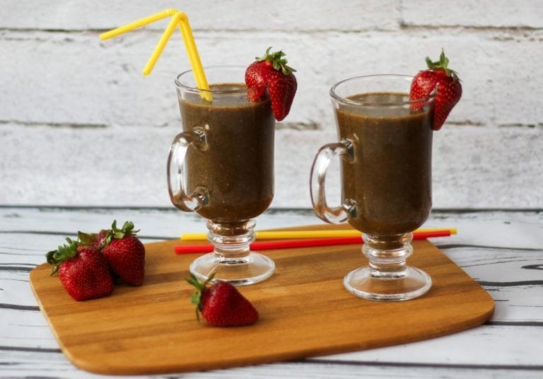 Cocktail with strawberries