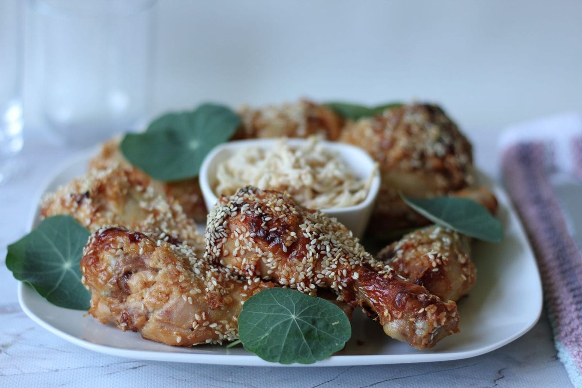 Chicken drumsticks in peanut butter marinade
