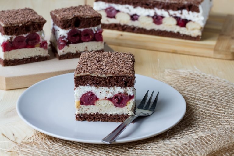 Halva cake