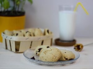 Cookies with macadamia