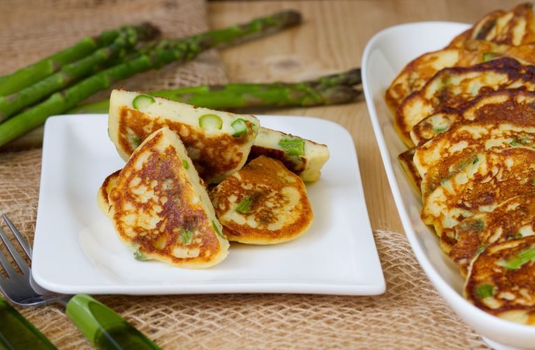 Potato cakes with green asparagus