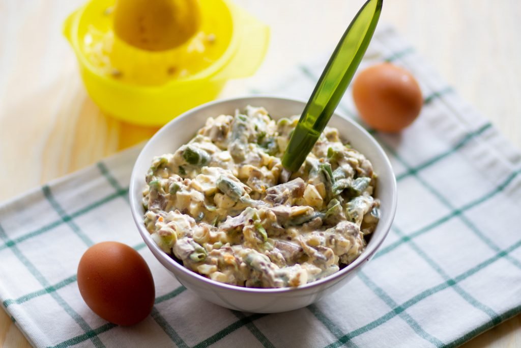 Mushroom salad with green beans