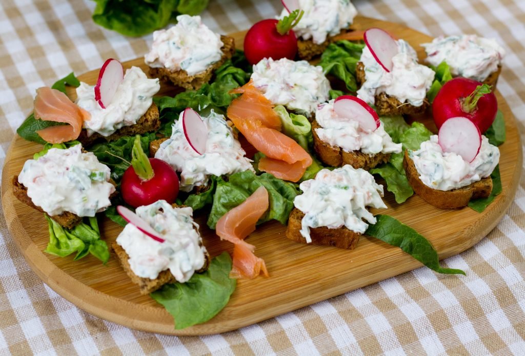 Salmon sandwich spread