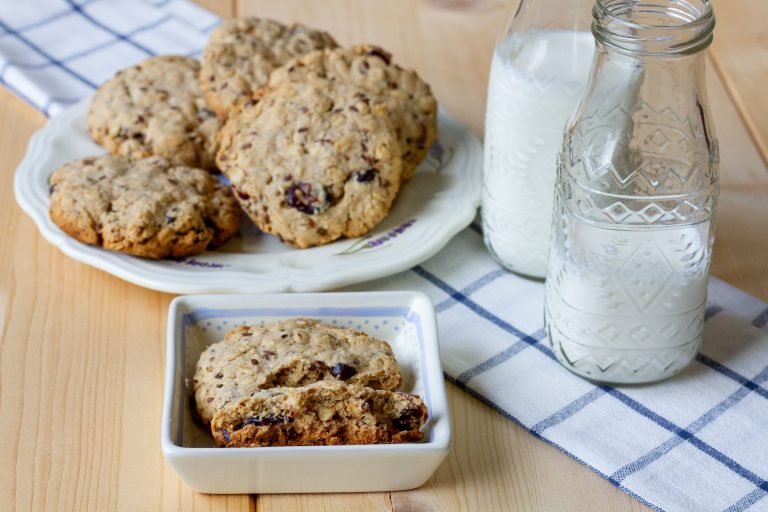 Gluten-free oat cookies