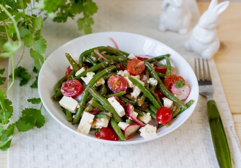 Salad with green beans