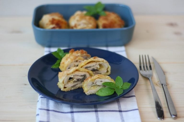 Chicken roulades with cheese