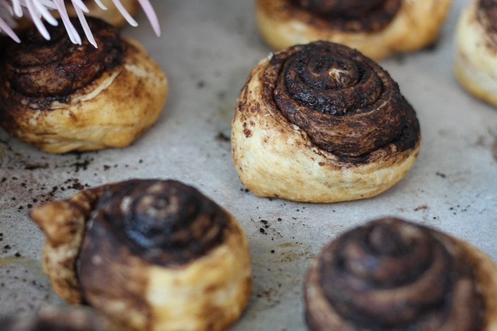 Puff pastry filled with chocolate
