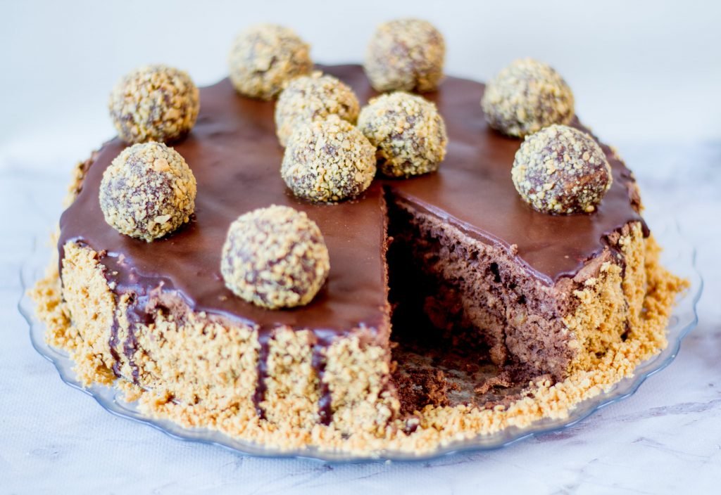 Ferrero Rocher cake with cream