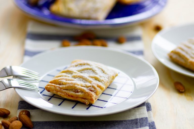 Puff pastry filled with almond cream