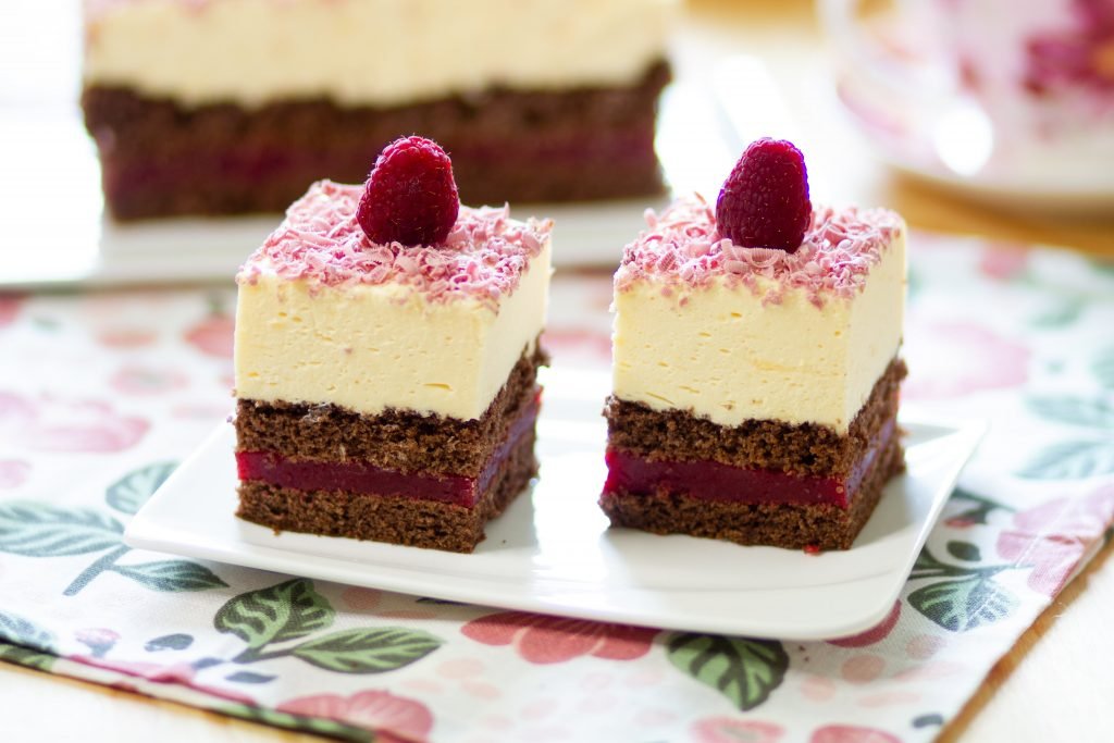 Raspberry cake