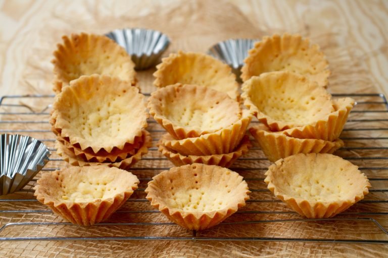 Simple shortcrust pastry tartlets