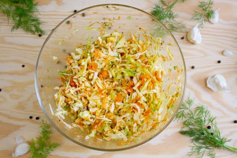 Salad from cabbage