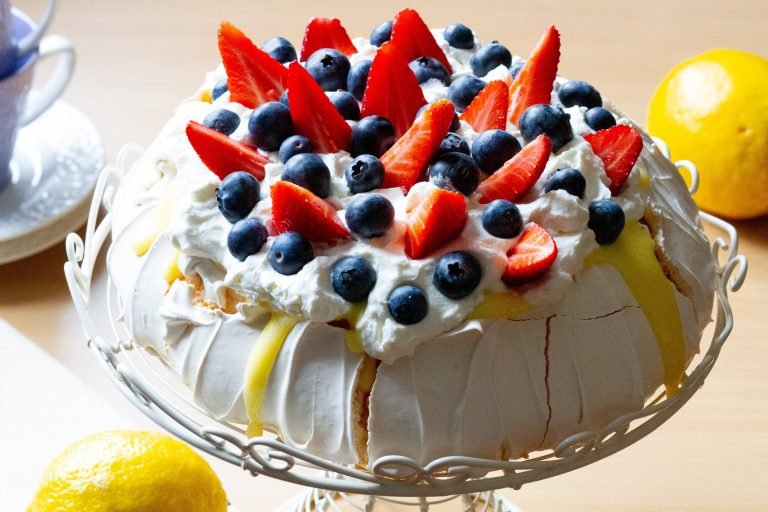 Pavlova meringue