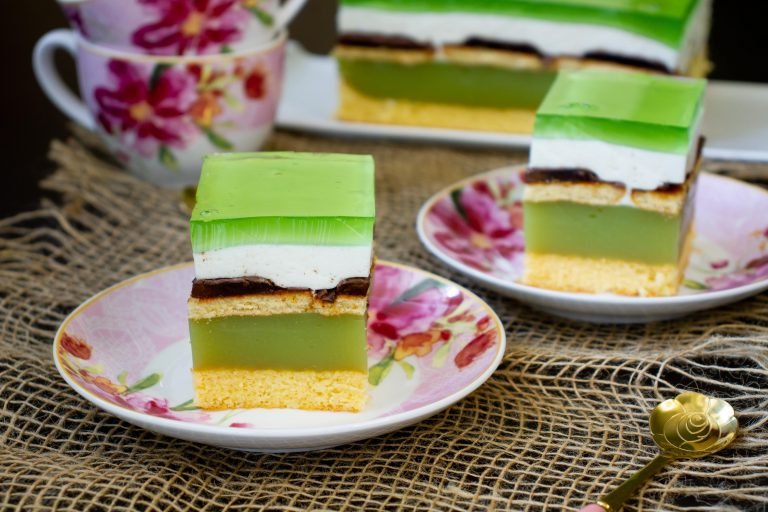 Shrek cake recipe
