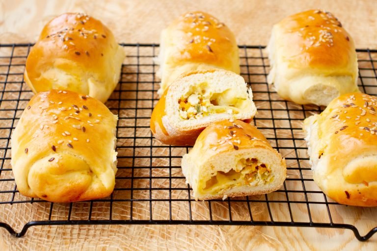 Buns with chicken