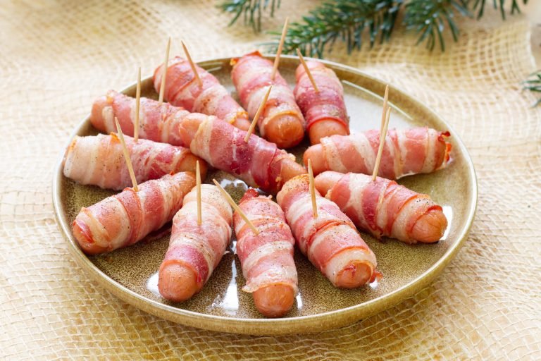 Baked pigs in blankets