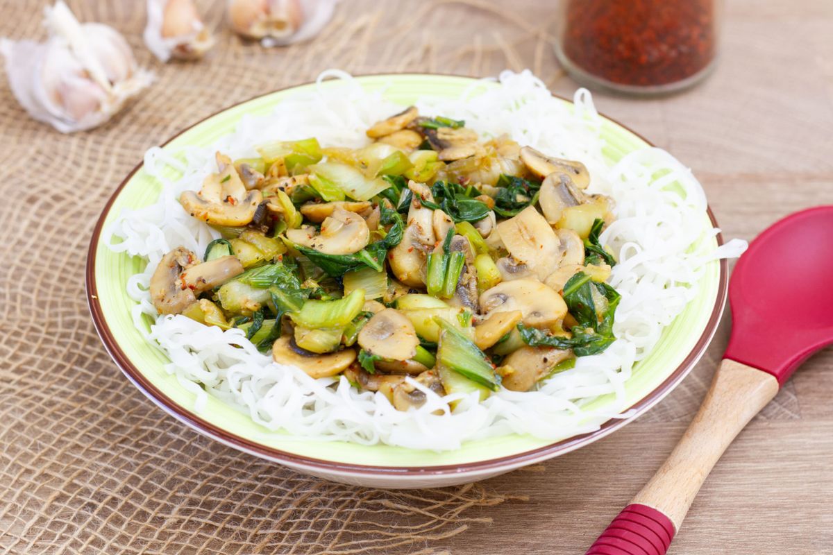Pak choi with mushrooms