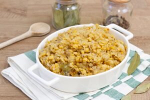 Sauerkraut with shelled peas recipe