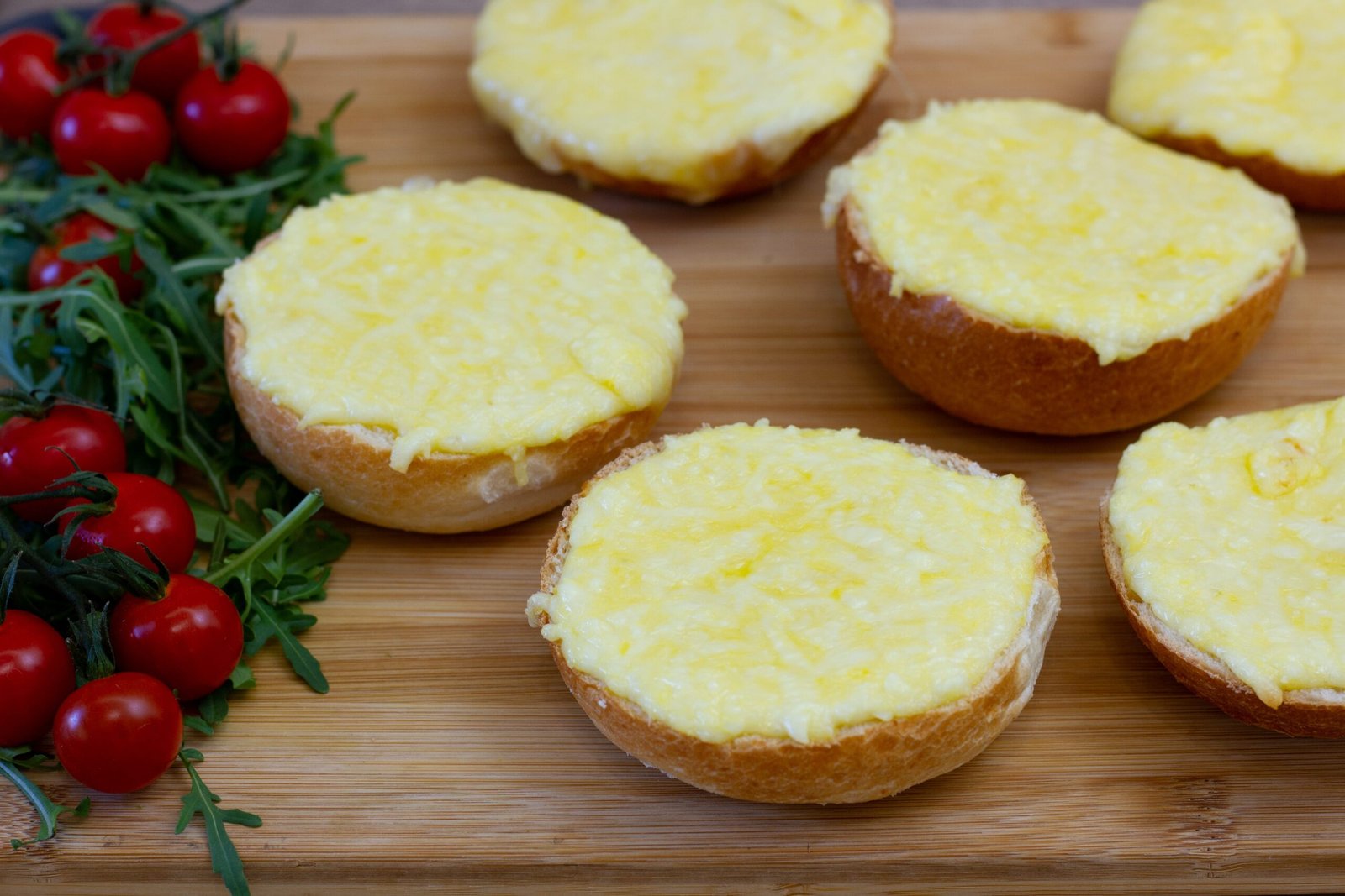 Rolls baked with egg and cheese