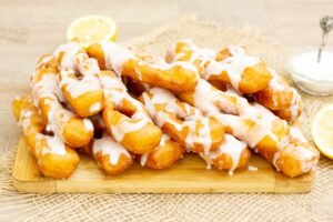 Recipe for Angel Wings (Faworki) with yeast