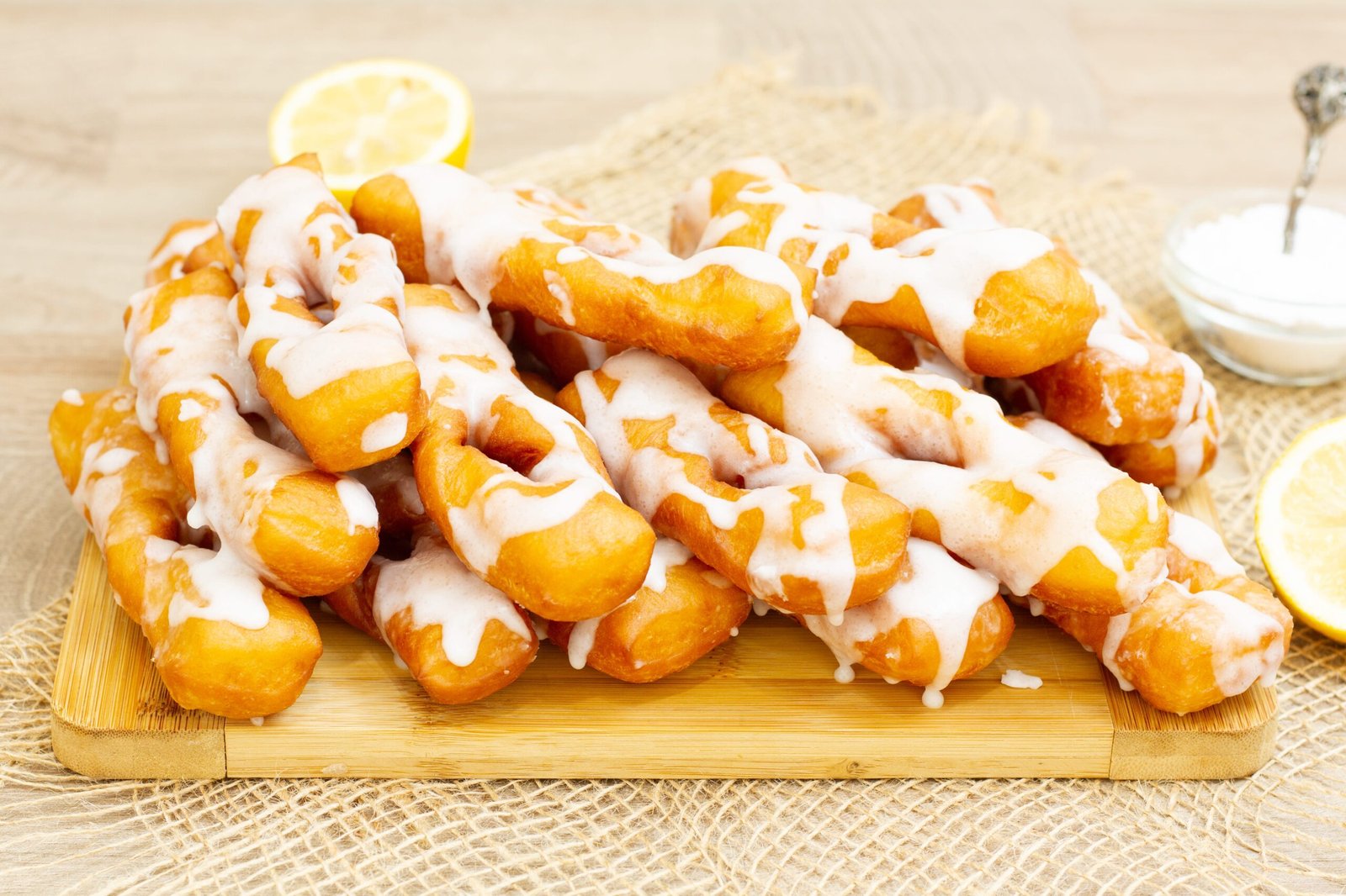 Recipe for Angel Wings (Faworki) with yeast