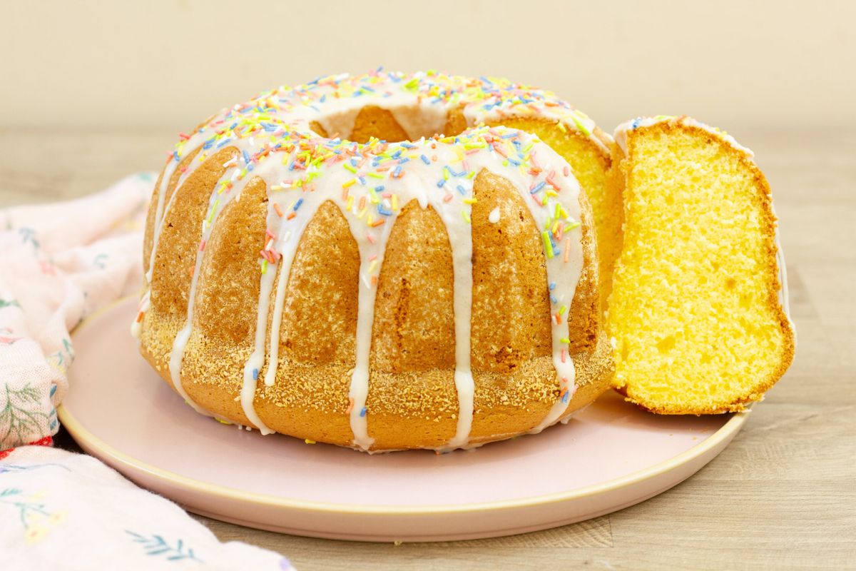 Mayonnaise babka
