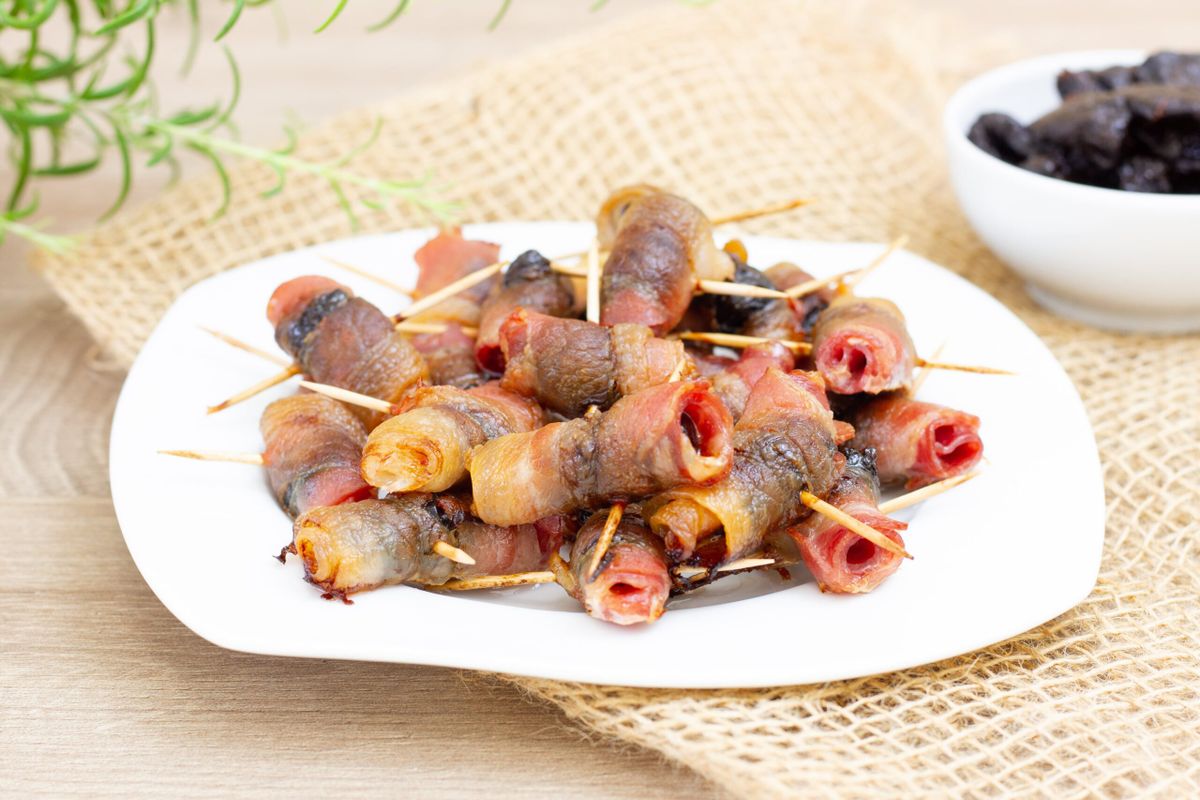 Prunes in bacon