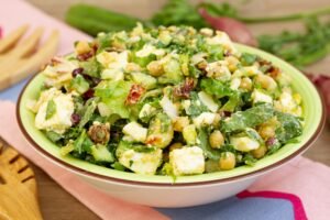 Recipe for chickpeas, feta and cucumber salad
