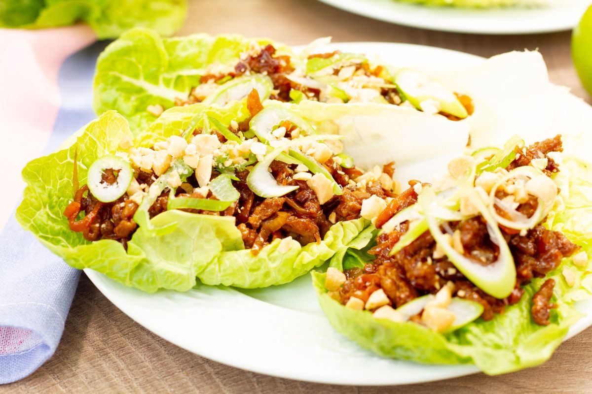 Pork lettuce wraps