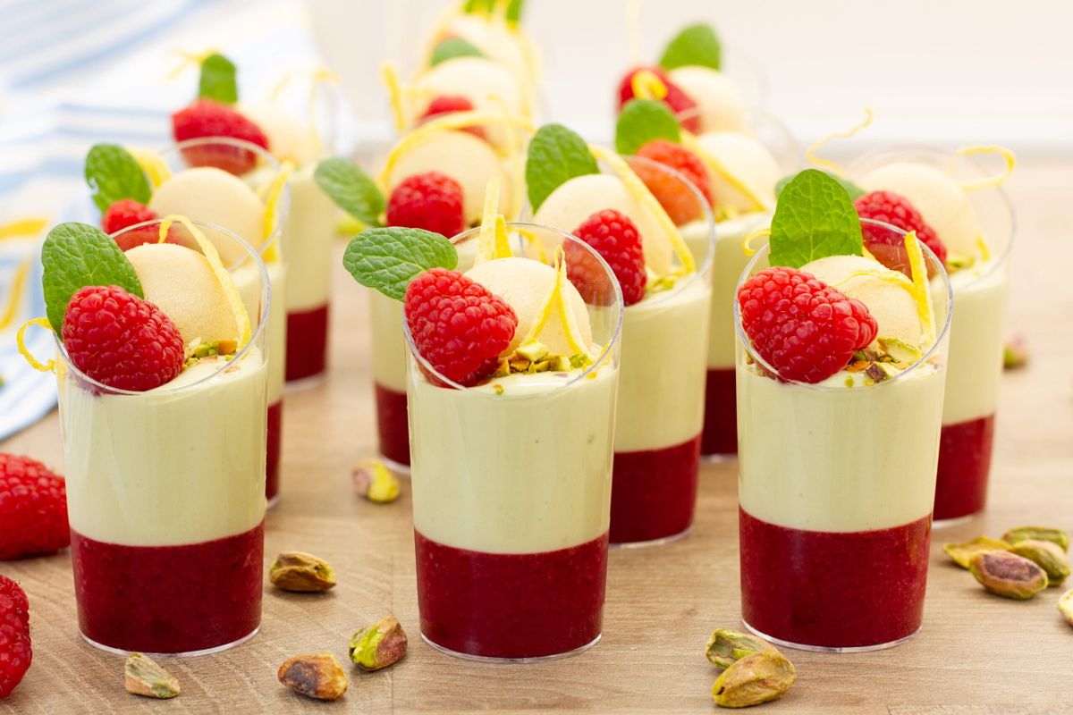 Pistachio and raspberry dessert